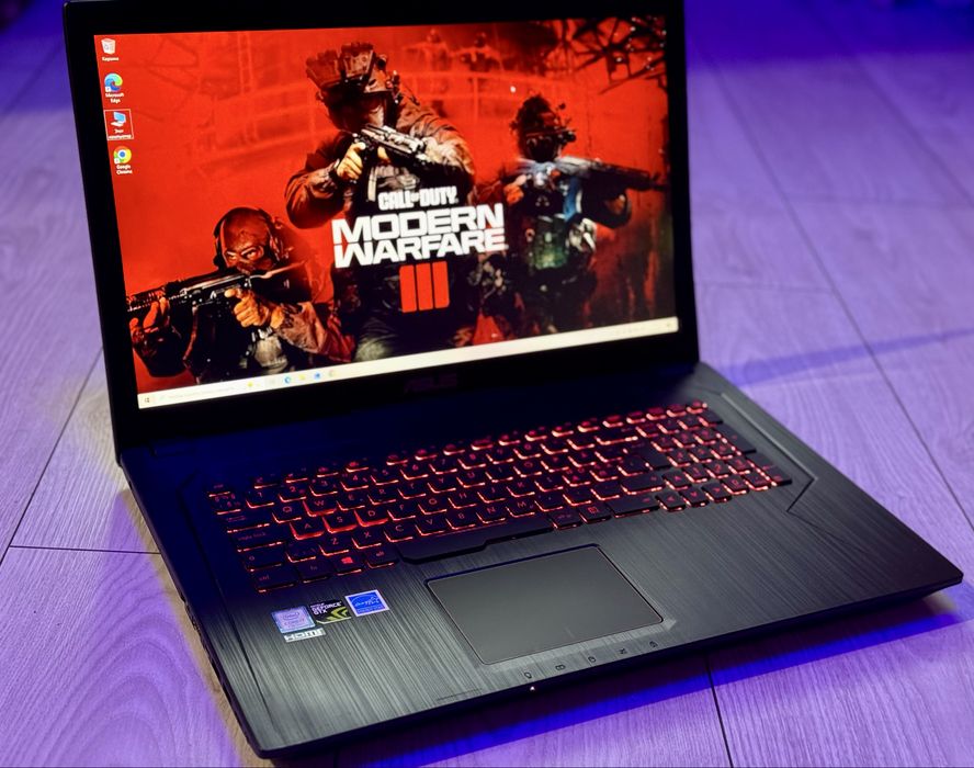 Игровой Asus ROG GL753 17FHD I7-7700HQ GTX1050 8Gb SSD256Gb.