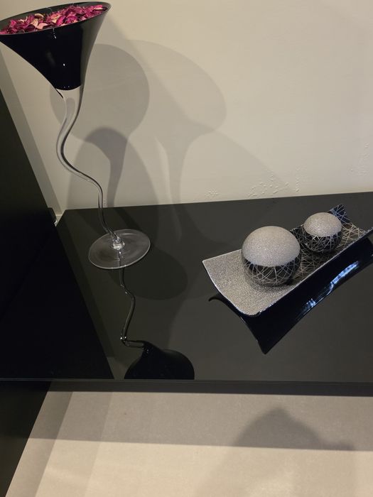 Mesa de Centro Moderna - Preto Brilho c/ Gaveta Forrada