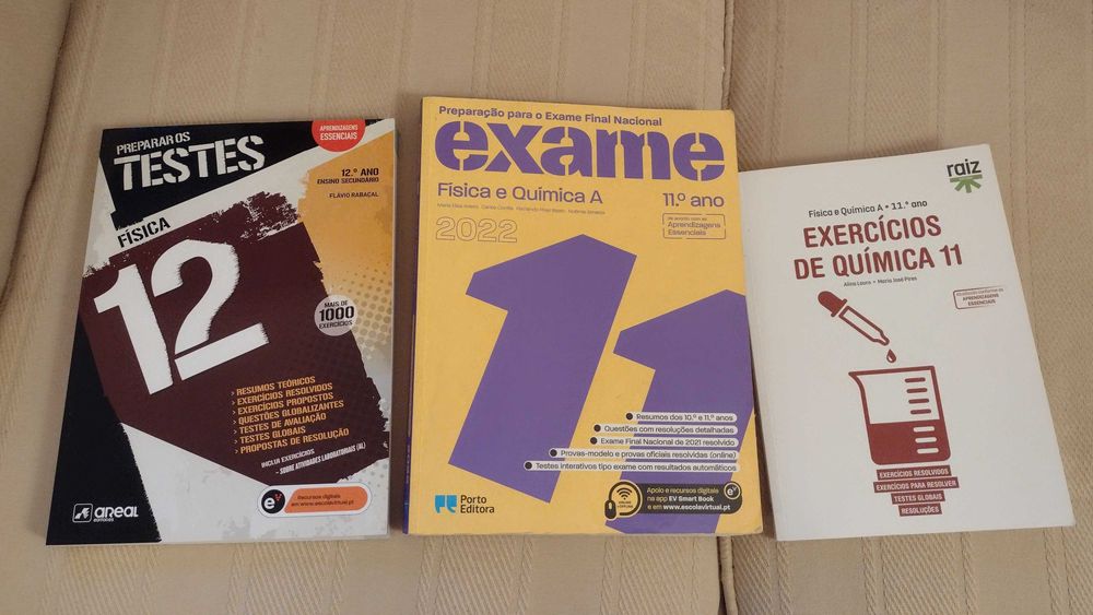 Physics and Chemistry Exam Preparation Books for 11th and 12th Grades, in Good Condition64564054860417120