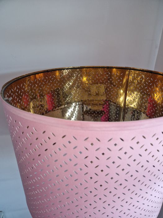 Abajour rosa e dourado Nymö 44cm