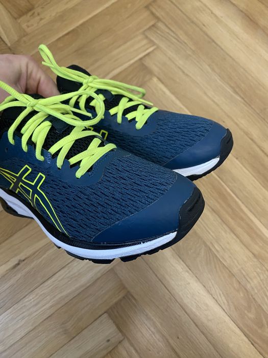 Buty do biegania Asics GT 1000 40 uniseks