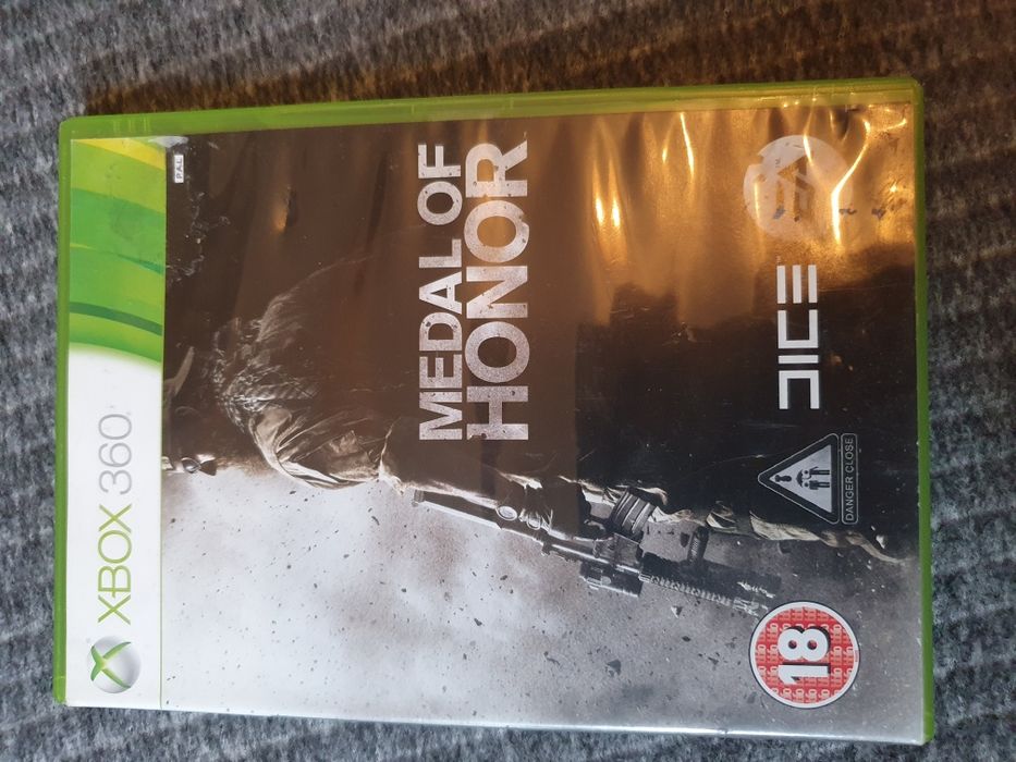 Medal of Honor I Call of Duty moder warfare 2 xbox360