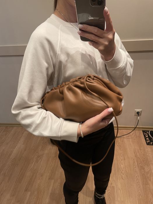 Шкіряна сумка хмаринка Estro