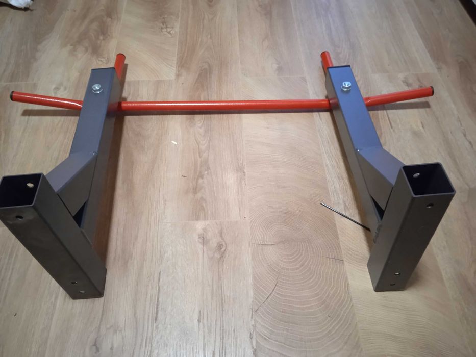 Drążek do podciągania do zamocowania na ścianie