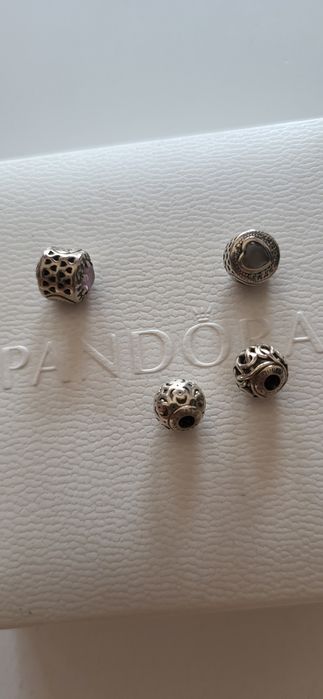 Pandora bransoletka plus charmsy