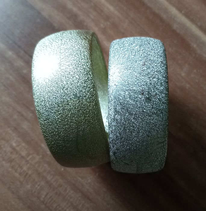 Zestaw 4 bransoletek różnych