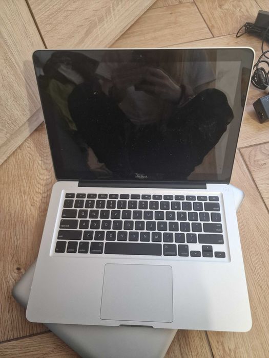 Macbook a1278do wymiany bateria i system do postawaienia Gwarancja