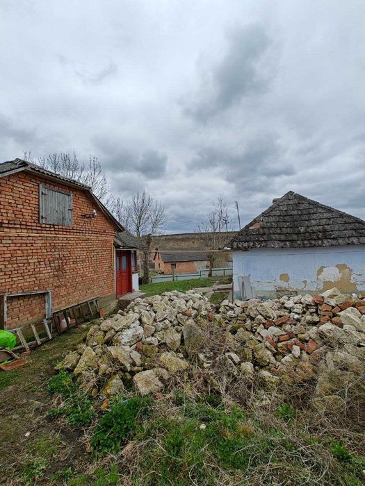 Продається Будинок у селі Качанівка (Тернопільська обл.) + 20 соток землі | Газ, світло | $5000