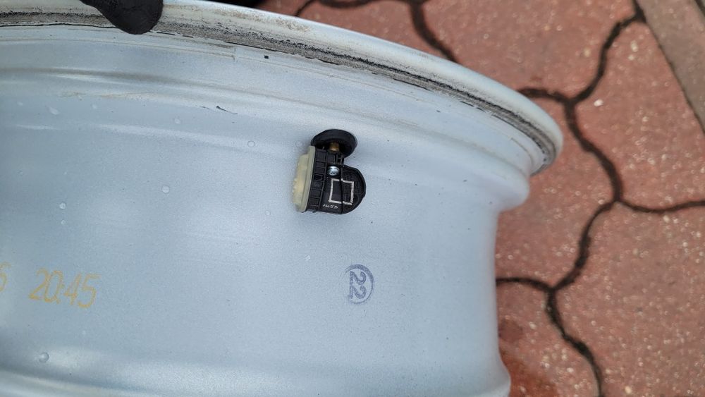 Alufelgi ford 16 cali z czujnikami