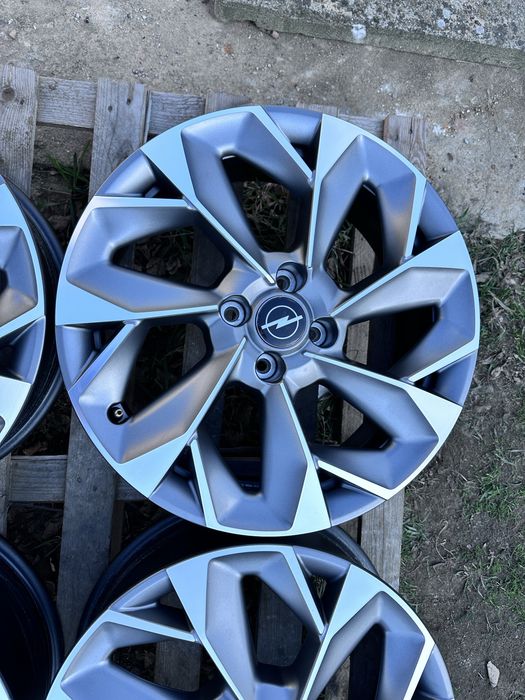 4xfelga aluminiowa 18” OPEL (4x108 ET35) - demo