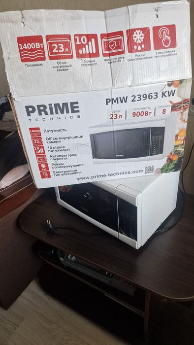 Мікрохвильова піч Prime Technics PMW 23963 KW.