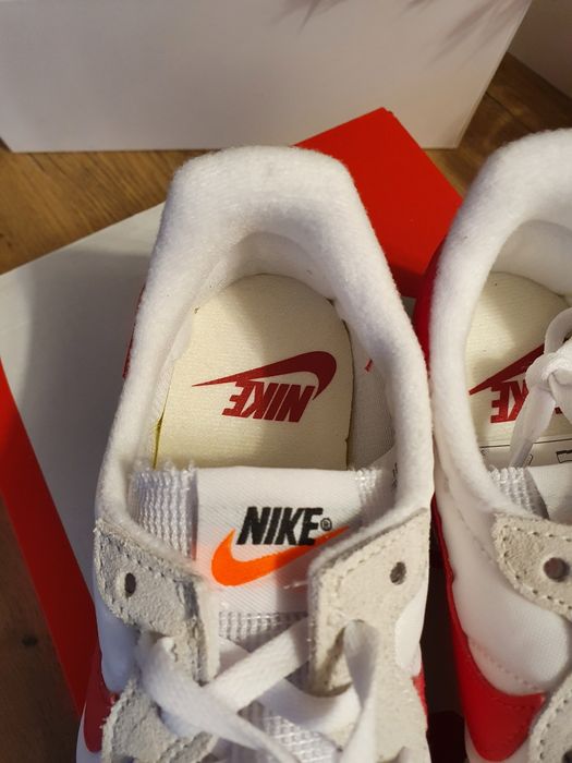 Oryginalne,nowe buty sportowe NIKE Challenger,biało czerwone
