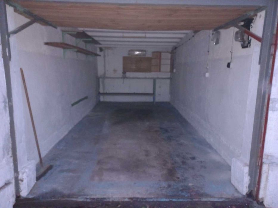 Sprzedam garaż murowany