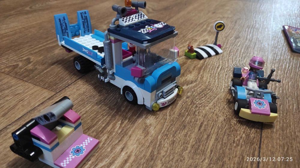 Конструктор Friends 1156 "Гонка: Вантажівка техобслуговування"