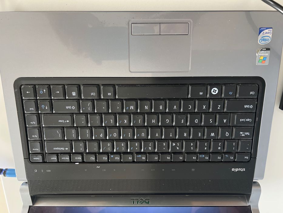 Laptop DELL studio