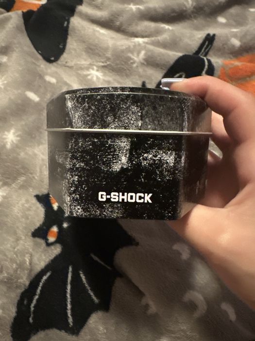 е Casio G-Shock GA-110GB