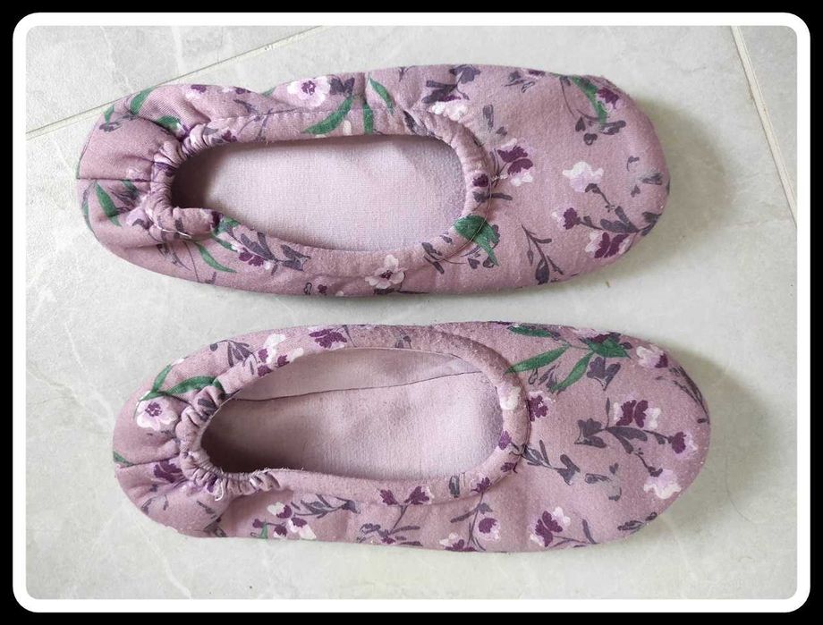 Kapcie damskie 37 bambosze wkładane 24 cm