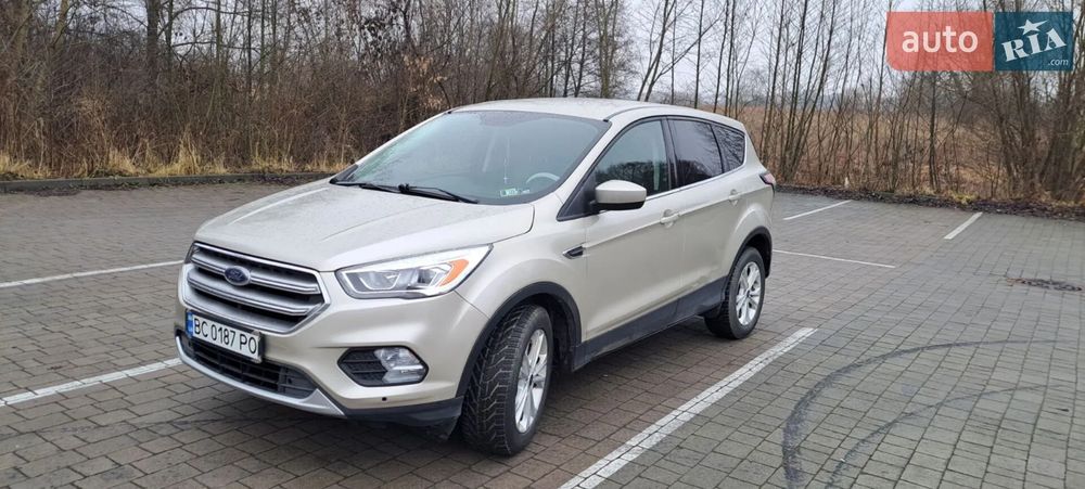 Ford Escape 2017 SE | автомат | 4×4 | від власника