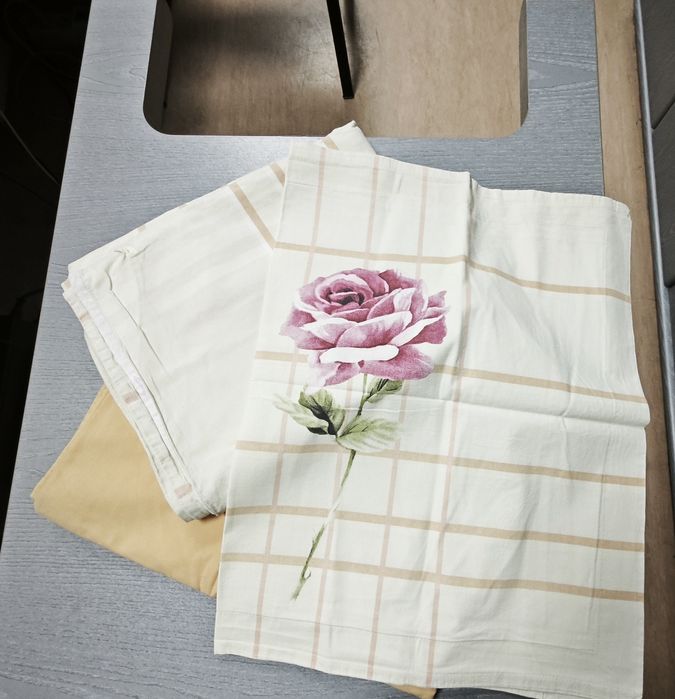 Продам комплект постельного белья. Сатин. В отличном состоянии.