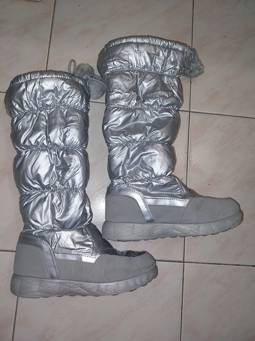 Сапоги серебристые дутики