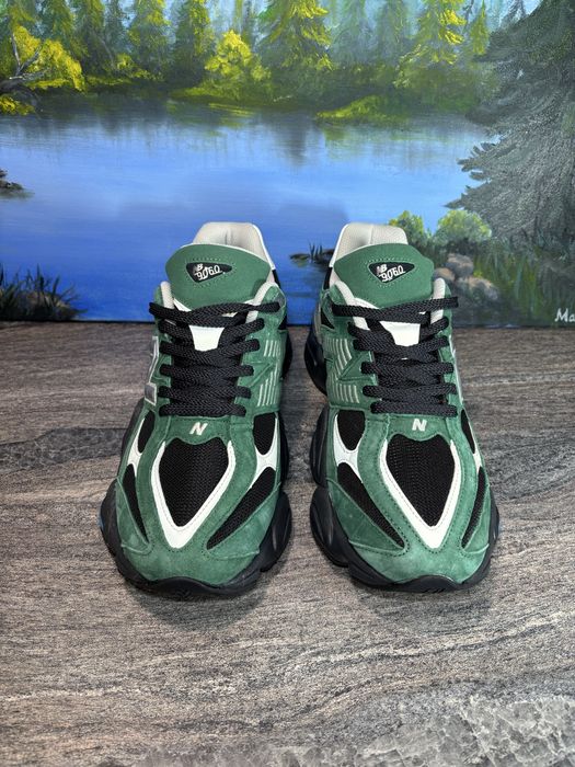 Кросівки Чоловічі New Balance 9060 розмір 44 і 45 устілка 28 і 29 см