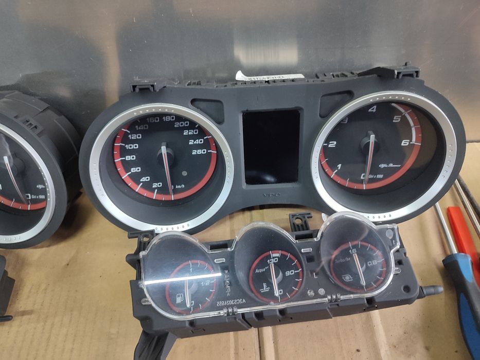 Zegary Ti Alfa Romeo 159