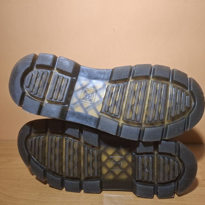 Чоловічі фірмові черевики Dr Martens