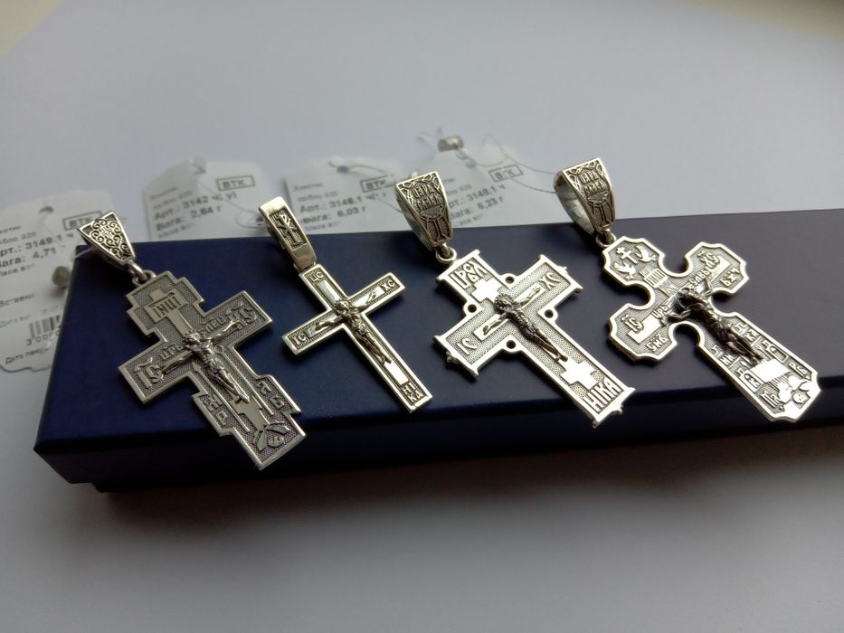 Срібний масивний хрестик 925 проба  хрест з чорнінням