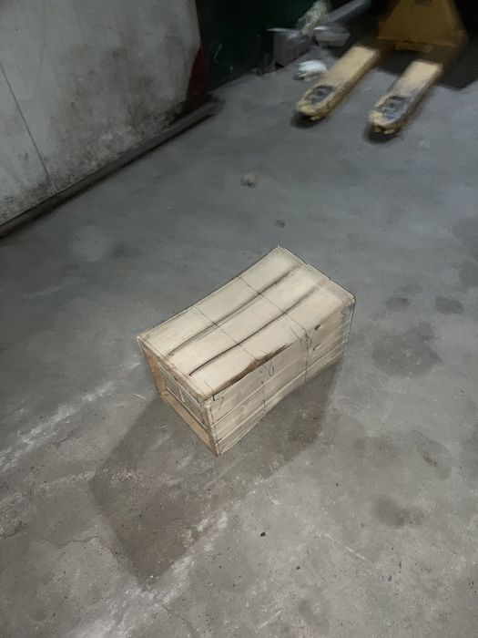 Drewniana skrzynka skrzyneczka zamykana