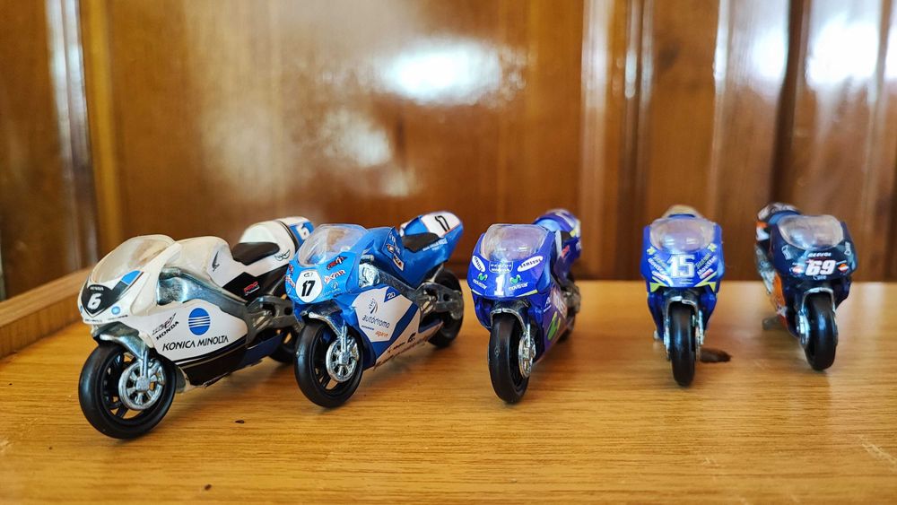 Coleção motos HRC e Yamaha
