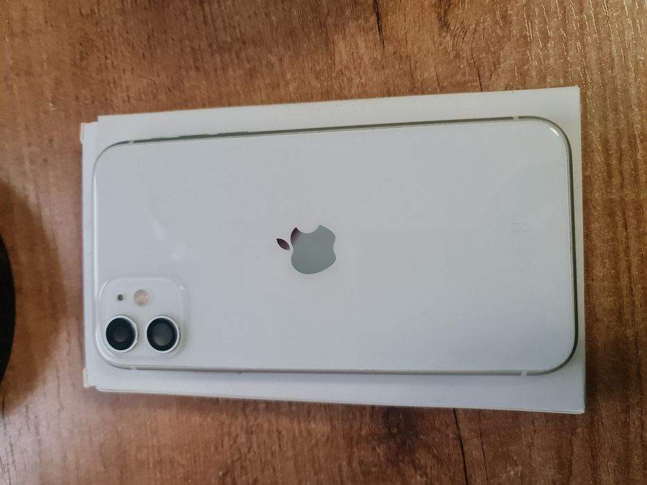Body iPhone 11 com peças
