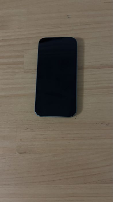 •	iPhone 16 128GB em ótimo estado + Caixa -bateria 91