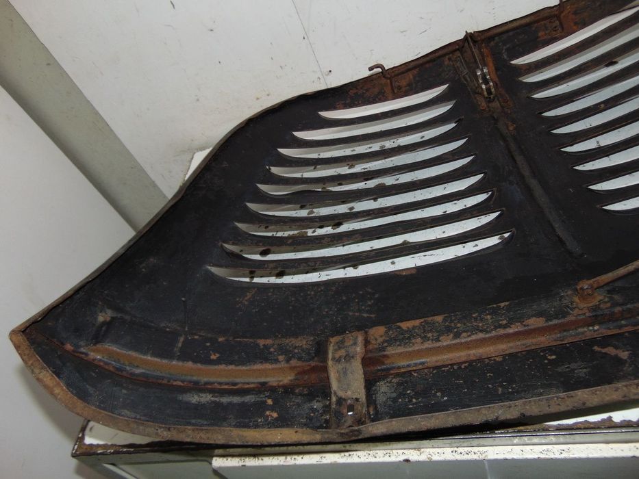 Renault 4CV joaninha mala