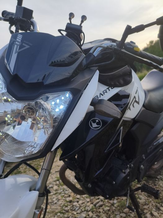 Barton travel 125