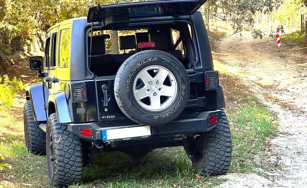 Pára-choques traseiro Jeep Wrangler JK e JL em metal marca D6