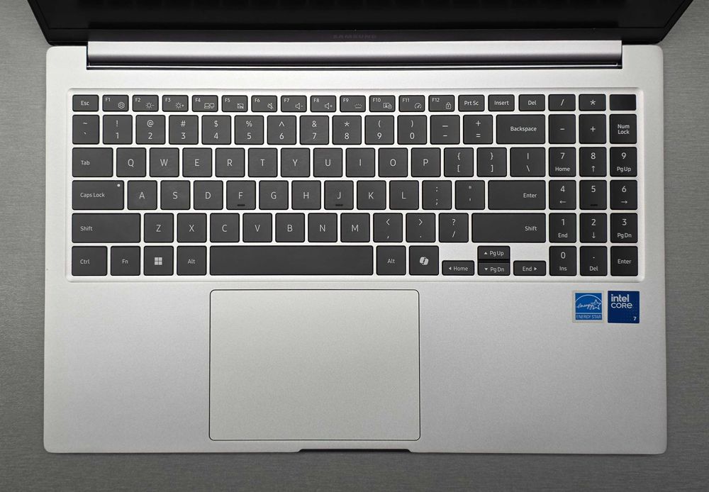 Samsung Galaxy Book4 /Intel 7 150U / 16GB / 512GB /АКБ - 0% / 2025 год