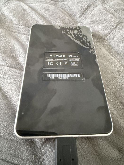 Зовнішній жорсткий диск Hitachi Touro Mobile Pro HTOLMEA5001BBB