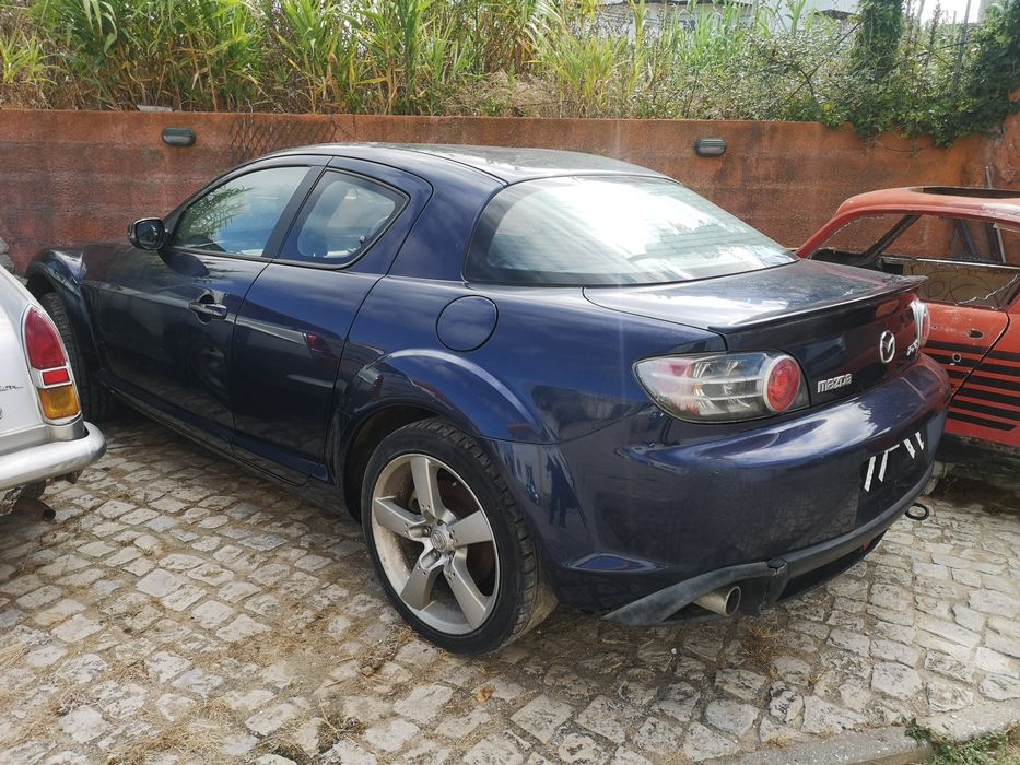 Mazda RX8 carroçaria