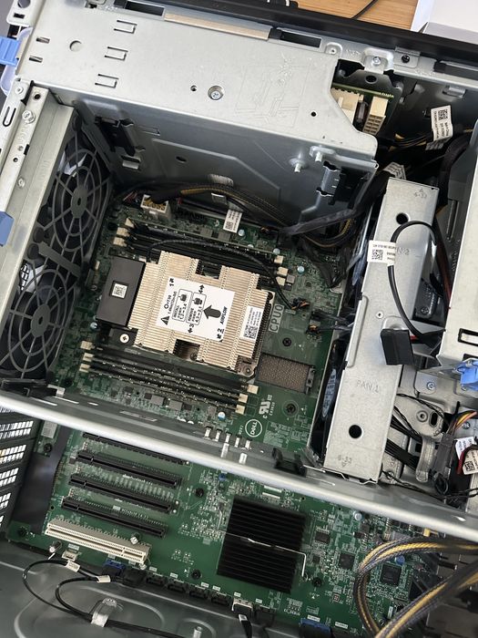 Dell Precision T7820 Tower 2022 року