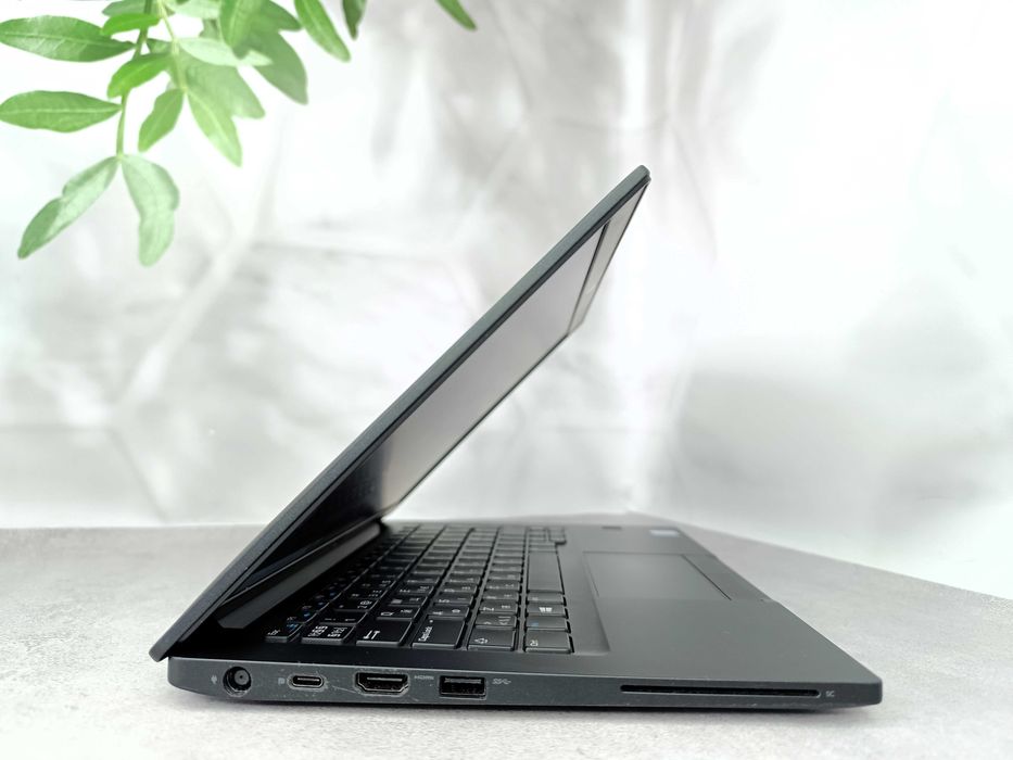 Ноутбук Dell Latitude 7390/i5-8350U/16GB/SSD 256/13.3 " Full HD IPS