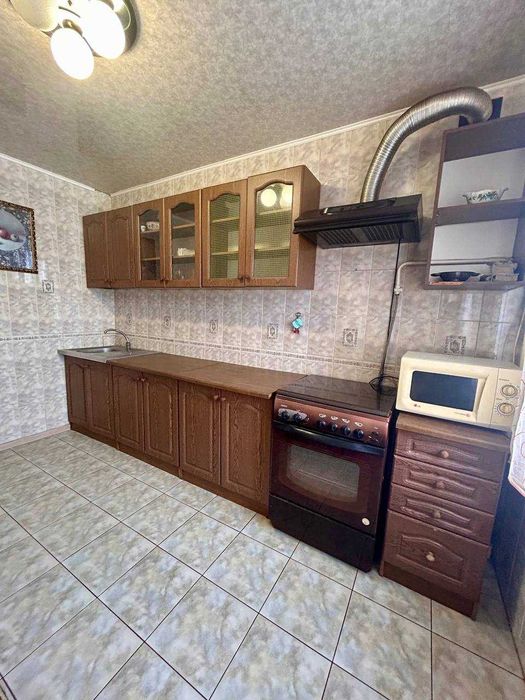 2-кімнатна квартира по вул. Гоголівській