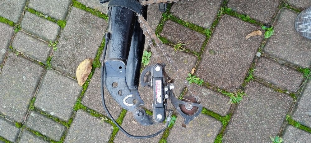 Алюмінева  двох підвісна