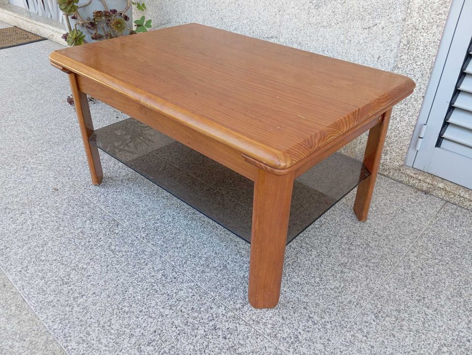 Mesa de sala “CERNE”