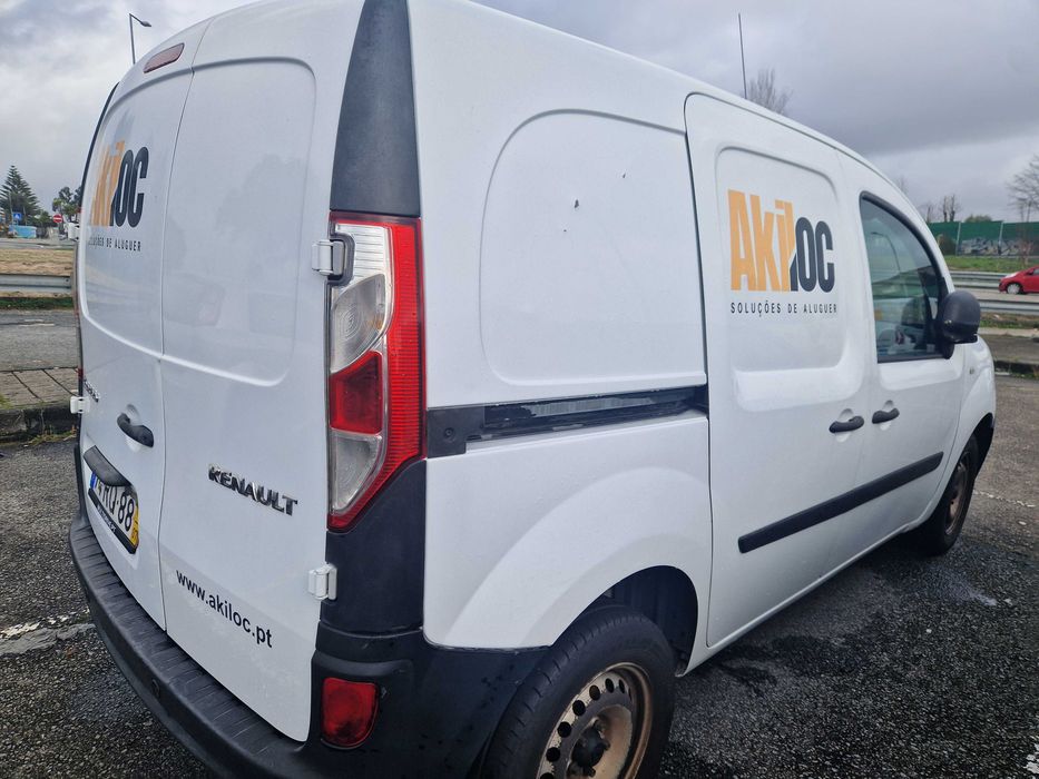Vende RN Kangoo 1.5 Dci 90 cv de 07-2016 - Bom estado