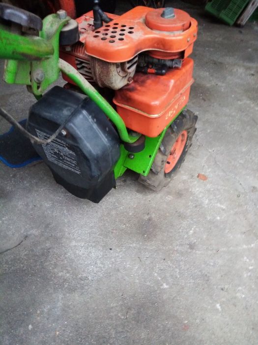 Kosiarka spalinowa traktorek Agria 400