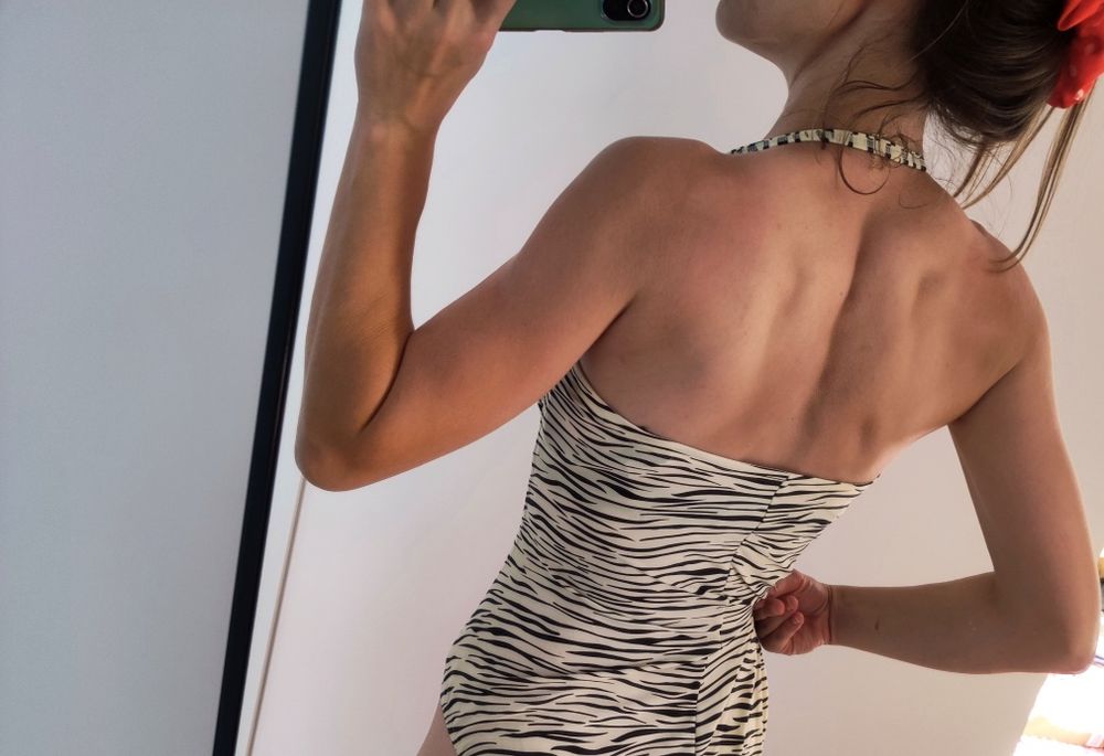 Stój kąpielowy body panterka