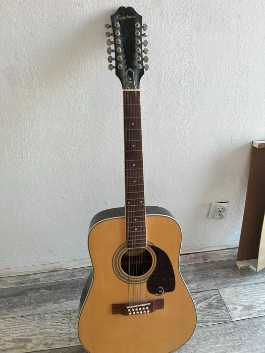 Epiphone DR-212N – gitara akustyczna 12-strunowa, bardzo dobry stan