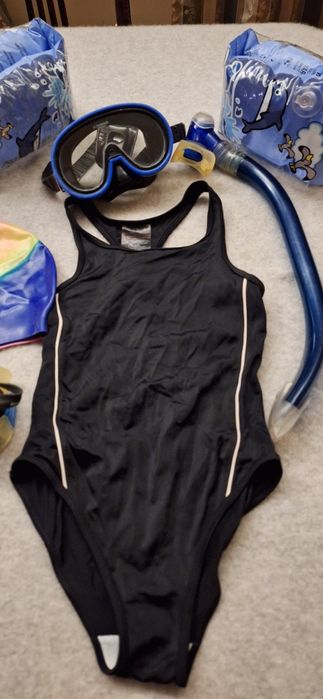 Maska + fajka+okularki+kostium kąpielowy +pływaczki