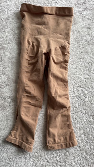 SKIMS Everyday Sculpt Mid Waist Capri OCHRE (S/M) NWOT (BIN73) капрі