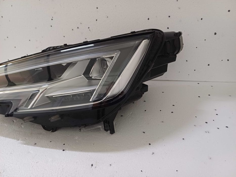 lampa lewa audi a4 b9 full led 8w094.1033 rok 15-19